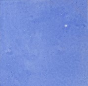 Une couleur bleu claire